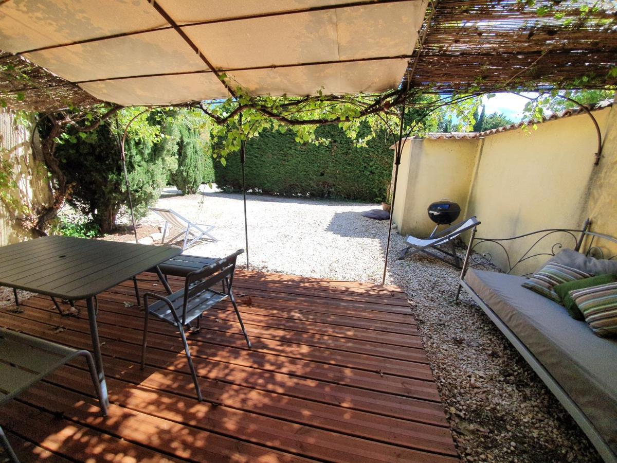 Cote Provence Hotell Le Thor Eksteriør bilde