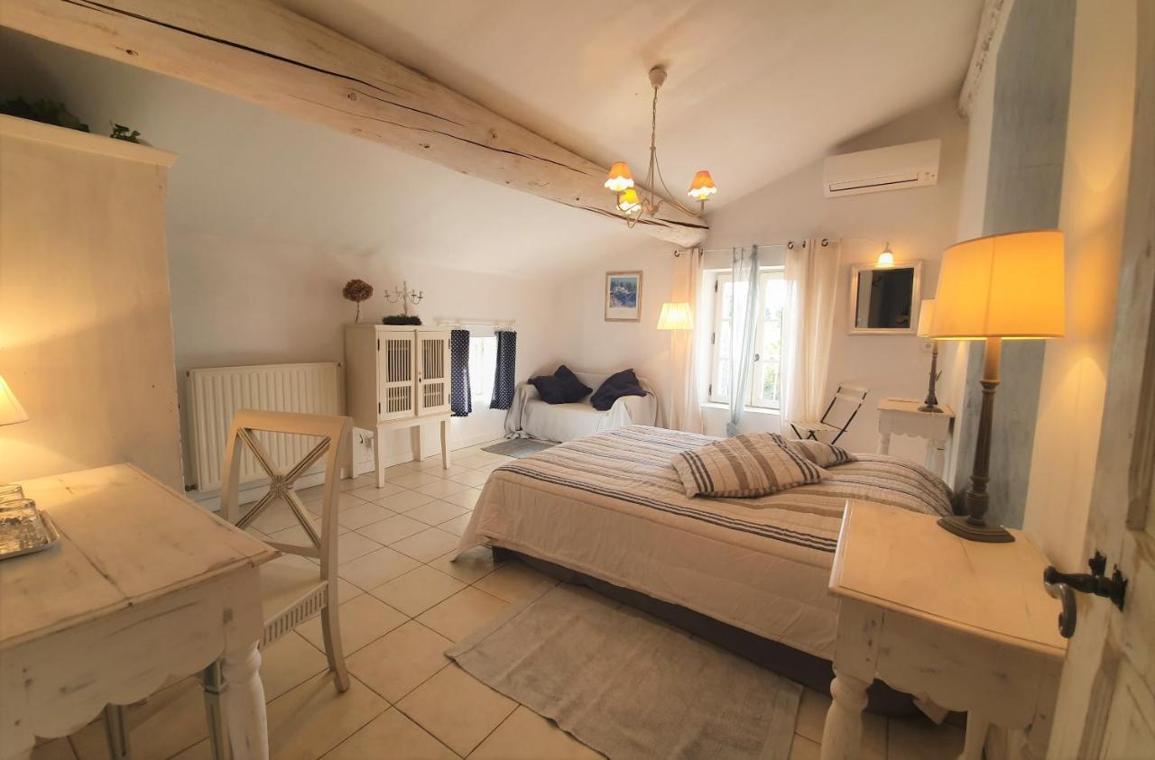 Cote Provence Hotell Le Thor Eksteriør bilde