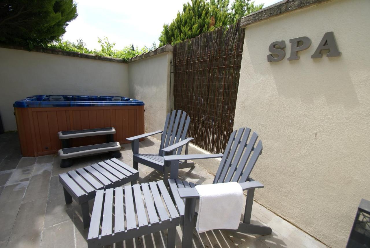 Cote Provence Hotell Le Thor Eksteriør bilde