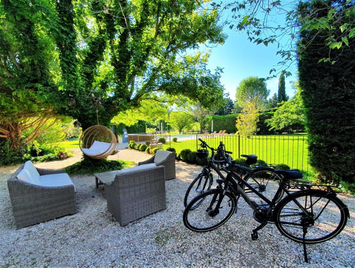 Cote Provence Hotell Le Thor Eksteriør bilde