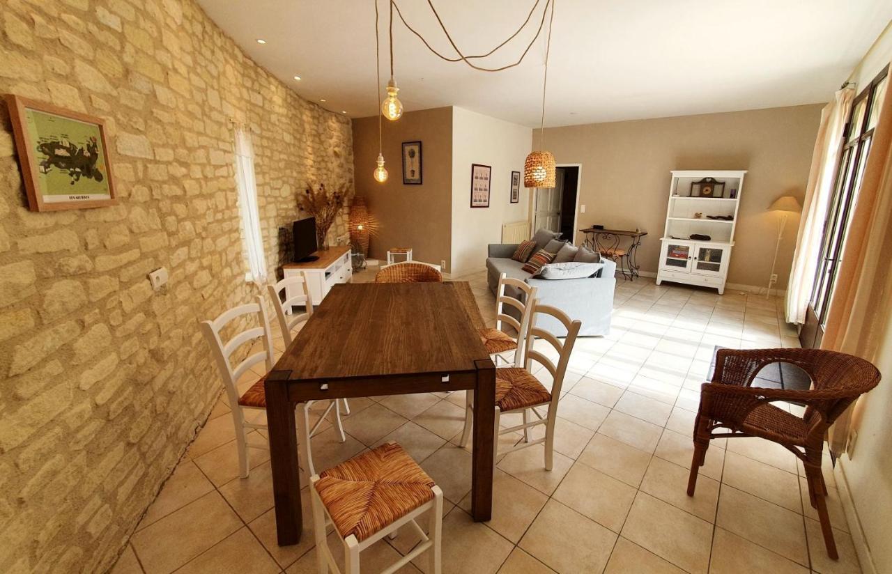 Cote Provence Hotell Le Thor Eksteriør bilde