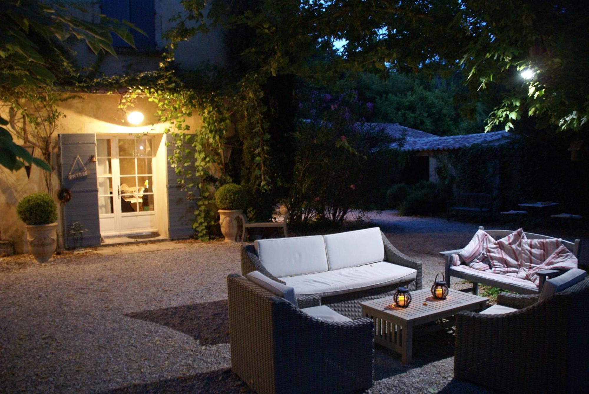 Cote Provence Hotell Le Thor Eksteriør bilde