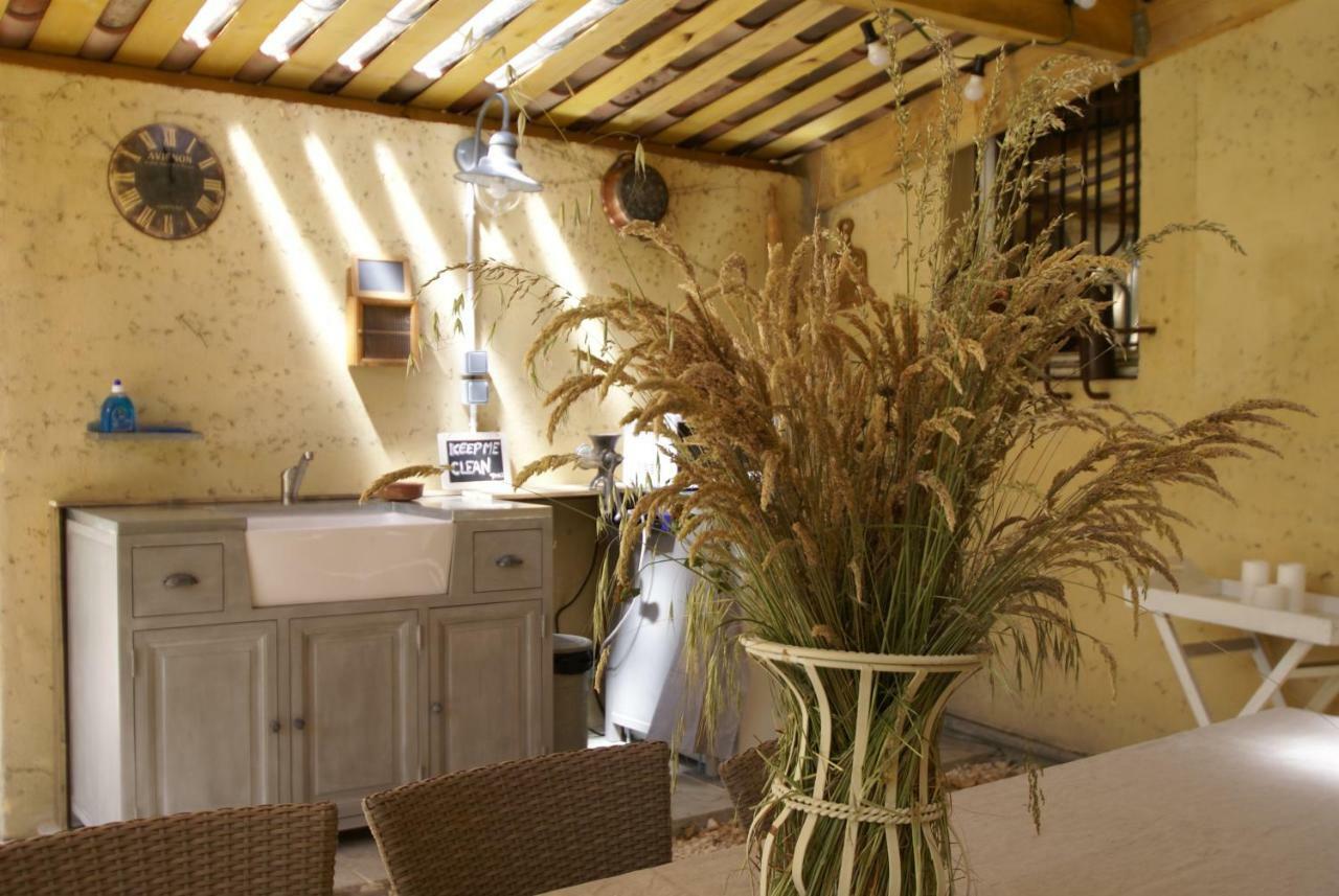 Cote Provence Hotell Le Thor Eksteriør bilde
