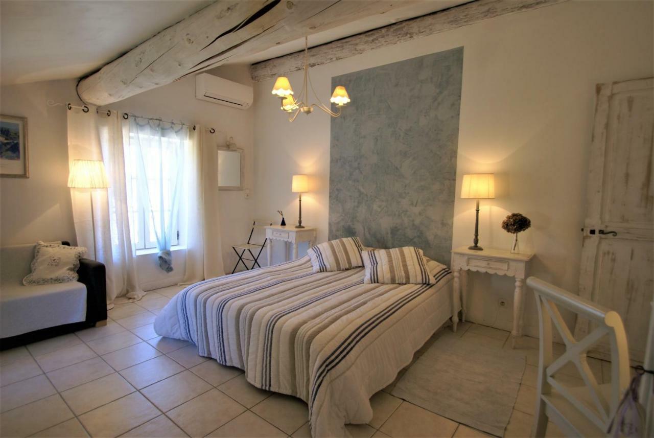Cote Provence Hotell Le Thor Eksteriør bilde